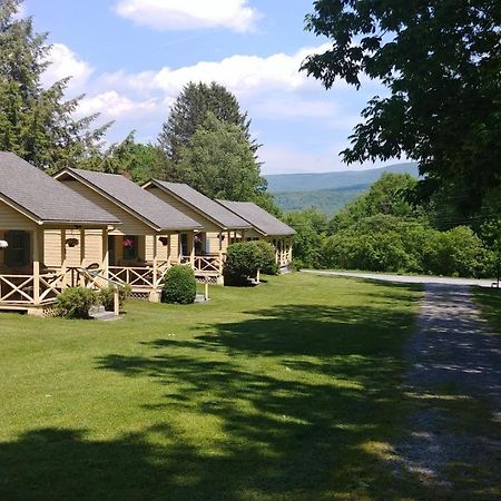 Serenity Motel Shaftsbury Esterno foto