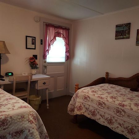 Serenity Motel Shaftsbury Esterno foto
