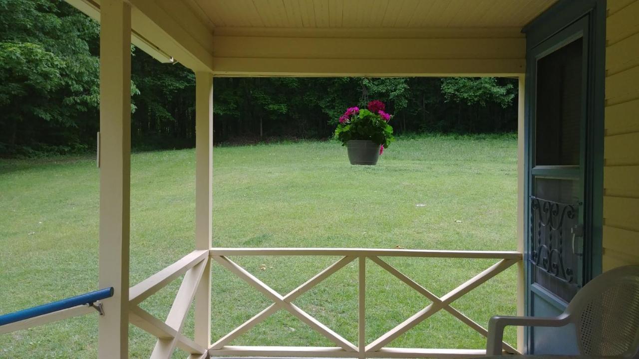 Serenity Motel Shaftsbury Esterno foto