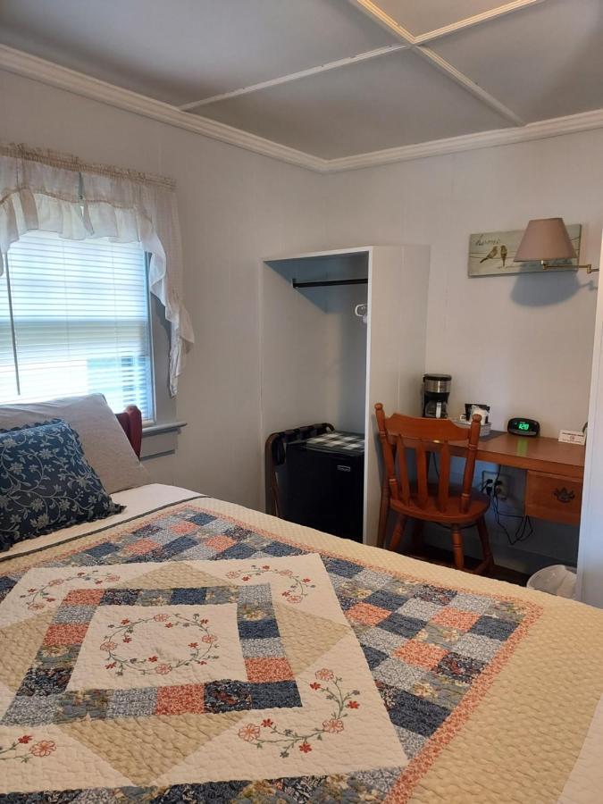 Serenity Motel Shaftsbury Esterno foto