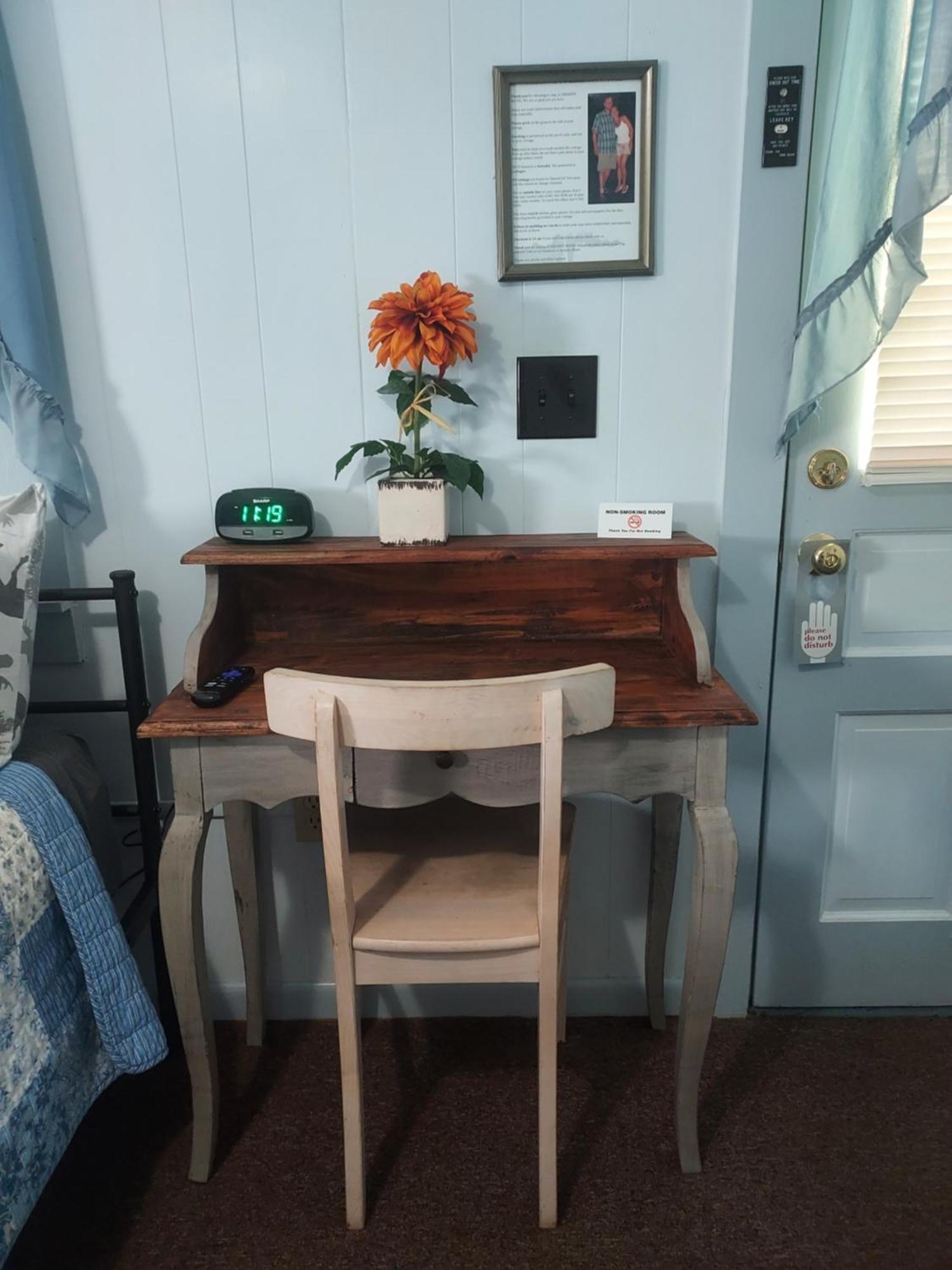 Serenity Motel Shaftsbury Esterno foto