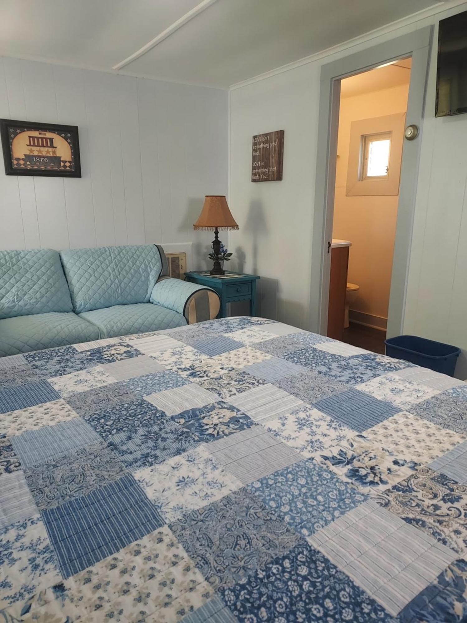 Serenity Motel Shaftsbury Esterno foto