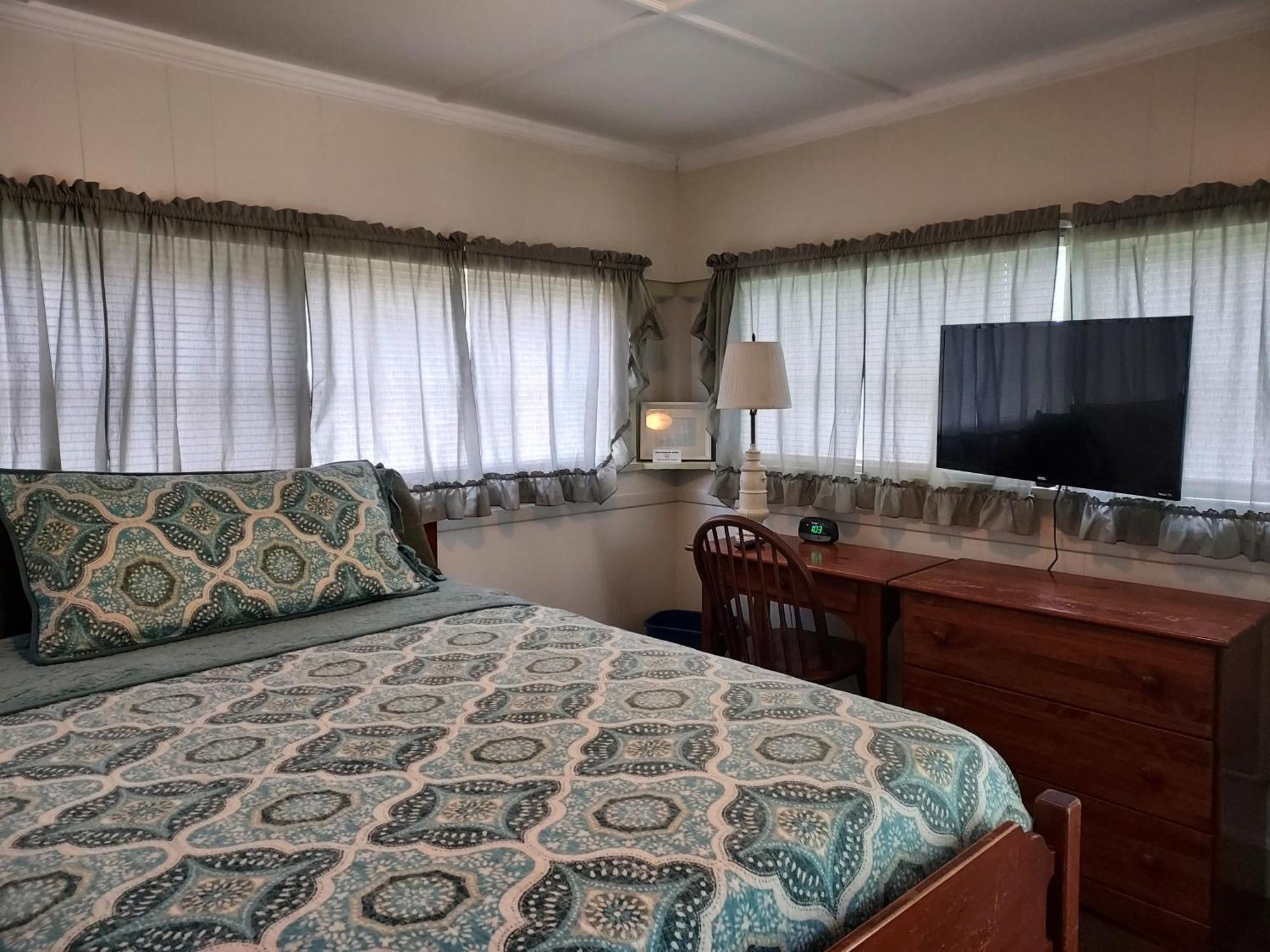 Serenity Motel Shaftsbury Esterno foto