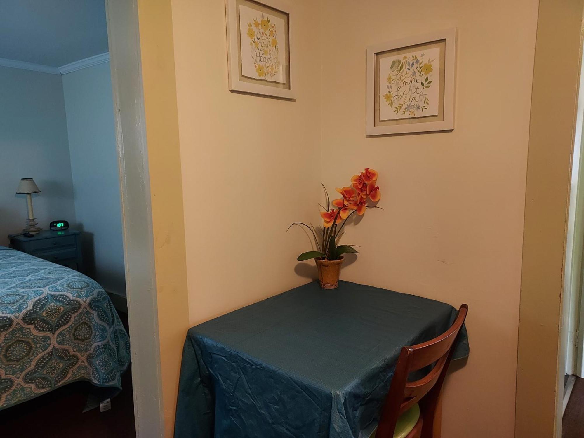 Serenity Motel Shaftsbury Esterno foto